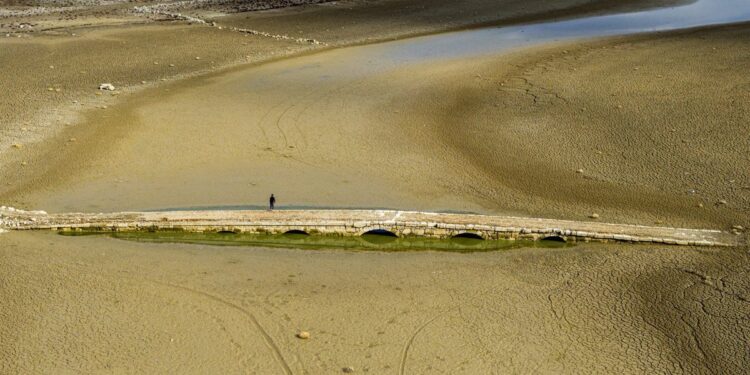 🕌 Tarihin Kanıtı: Osmanlı Taş Köprü Acil Restorasyon Bekliyor