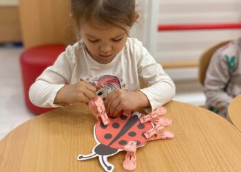 Ebeveyn Rehberliği: 0-3 Yaş Arası Gündelik Yaşam Becerileri Nasıl Geliştirilir?