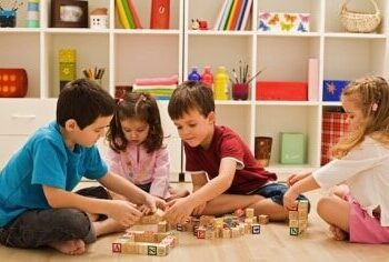 Erken Eğitimde Kritik Dönem: 3-5 Yaş Çocuğun Bilişsel Gelişimini Destekleme Yolları