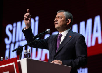 Siyaset Bilimine Teknoloji Desteği: Özgür Özel’in Zaferinde YZ’nin Rolü 🤖