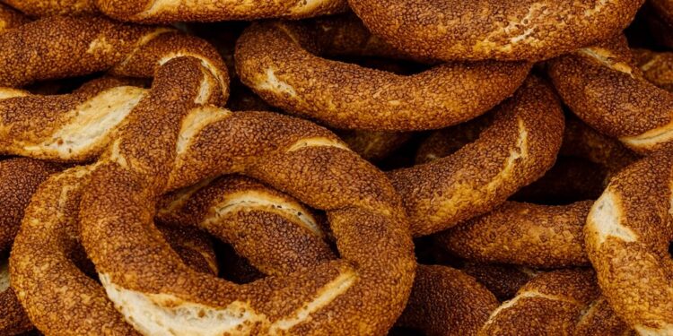 Sadece Belirlenen Fırınlar Üretecek: İstanbul Simidi’nde Yaptırım Dönemi Başladı