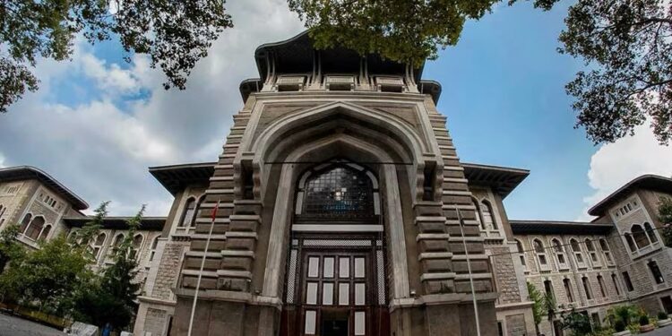 İstanbul Erkek Lisesi olay Sonucu Belli Oldu: 6 Öğrenci Gitti